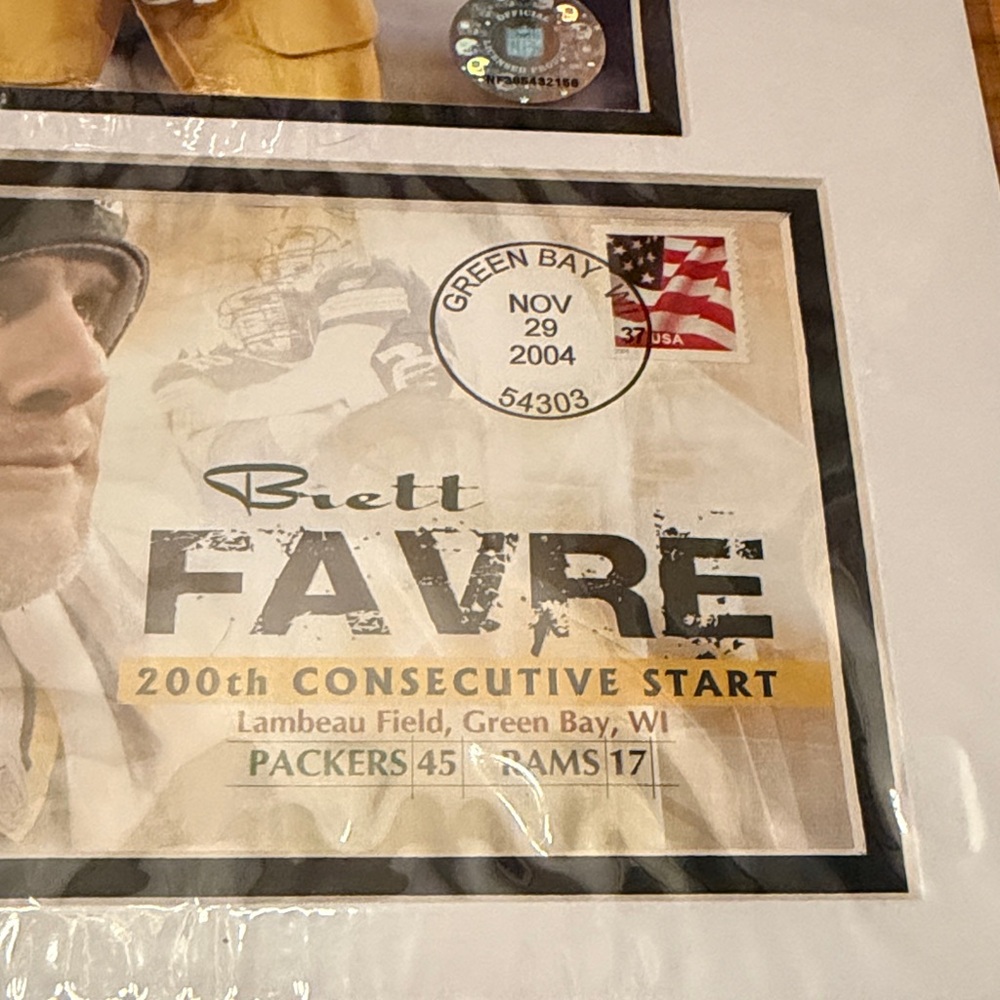 Brett Favre Green Bay Packers Framed Photo with Green Bay Stamp Nov 29 2004 - Picture 7 of 8